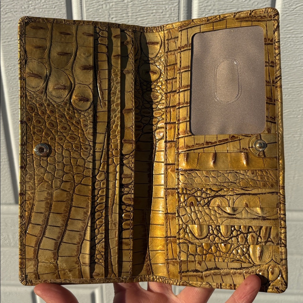 Brahmin ADY wallet chai Gold CROC Embossed leather Melbourne leather Wallet - Picture 14 of 17